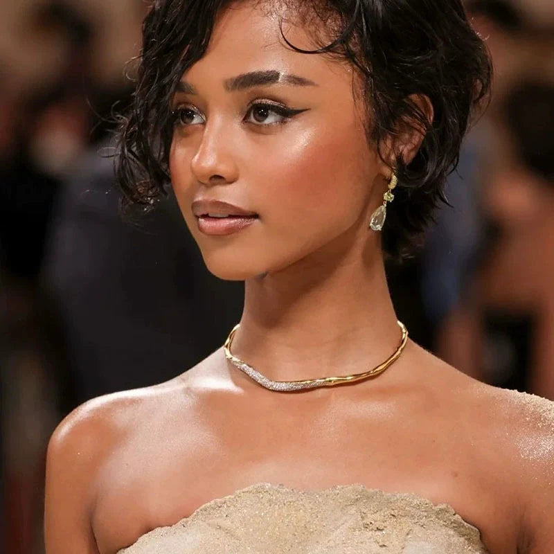 Solanales Skinny Crystal Collar: The Meta Gala Energy You Can Actually Wear