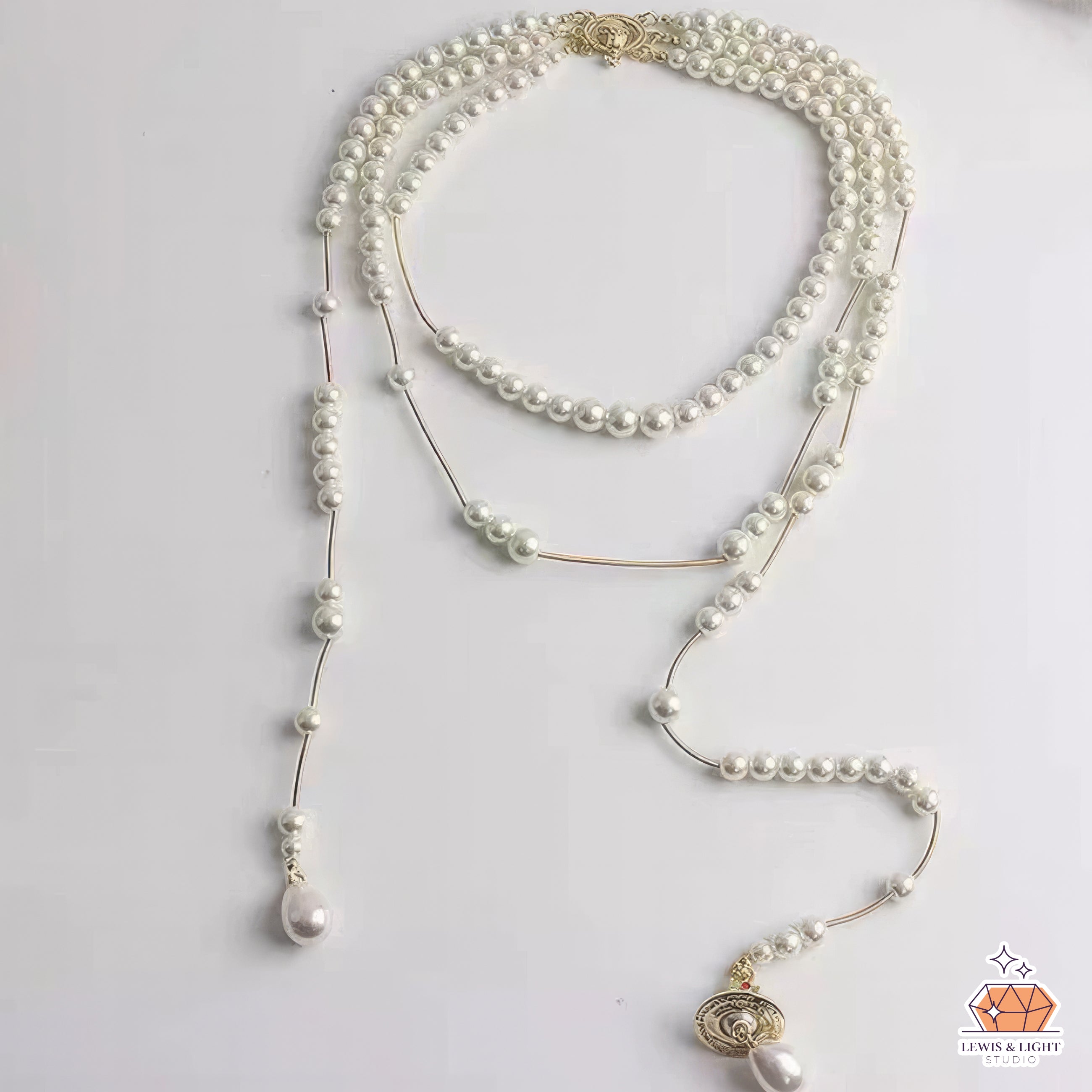 Vivienne Westwood Halskette mit zerbrochener Perle