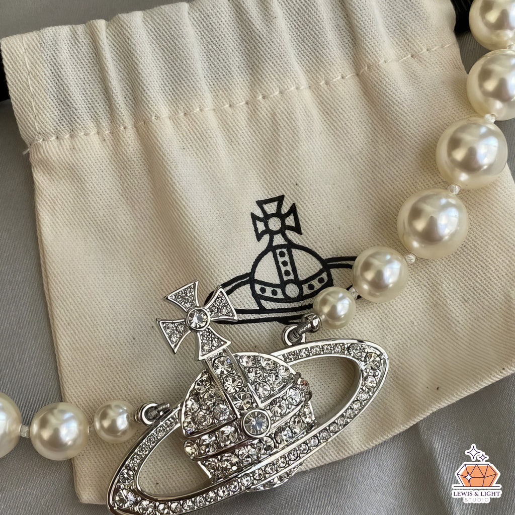 Vivienne Westwood Großes Basrelief-Perlenchoker