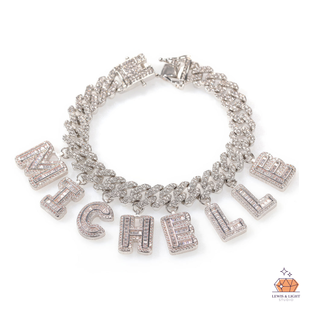 Gargantilla personalizada con letras gruesas de hip hop