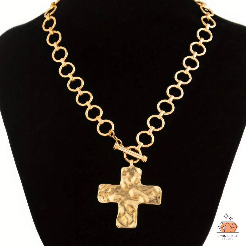 Chunky Hammered Cross Circular Chain
