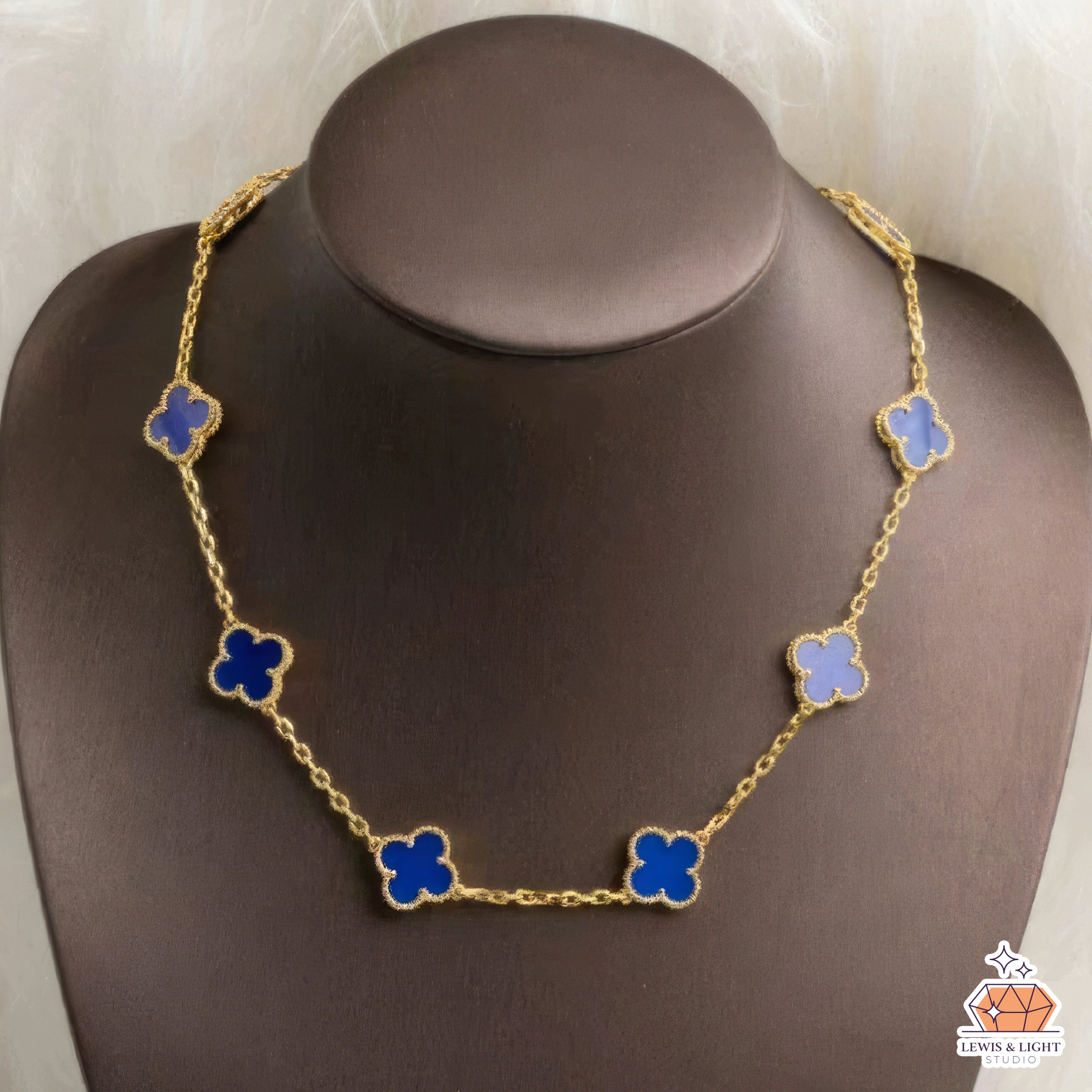 Zehn Motive Vierblättrige Alhambra