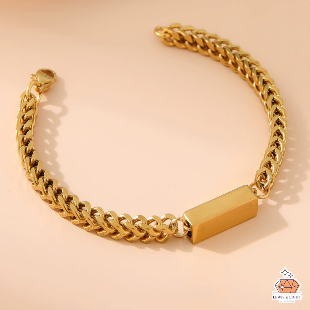 Personalized Tag Bar Bracelet