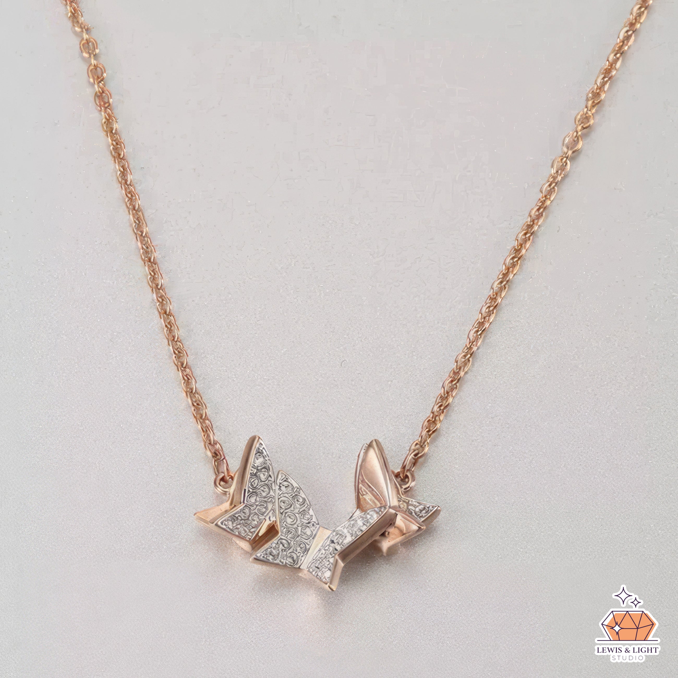 Glinda Butterfly Necklace – Wicked-Inspired Ariana Grande Style