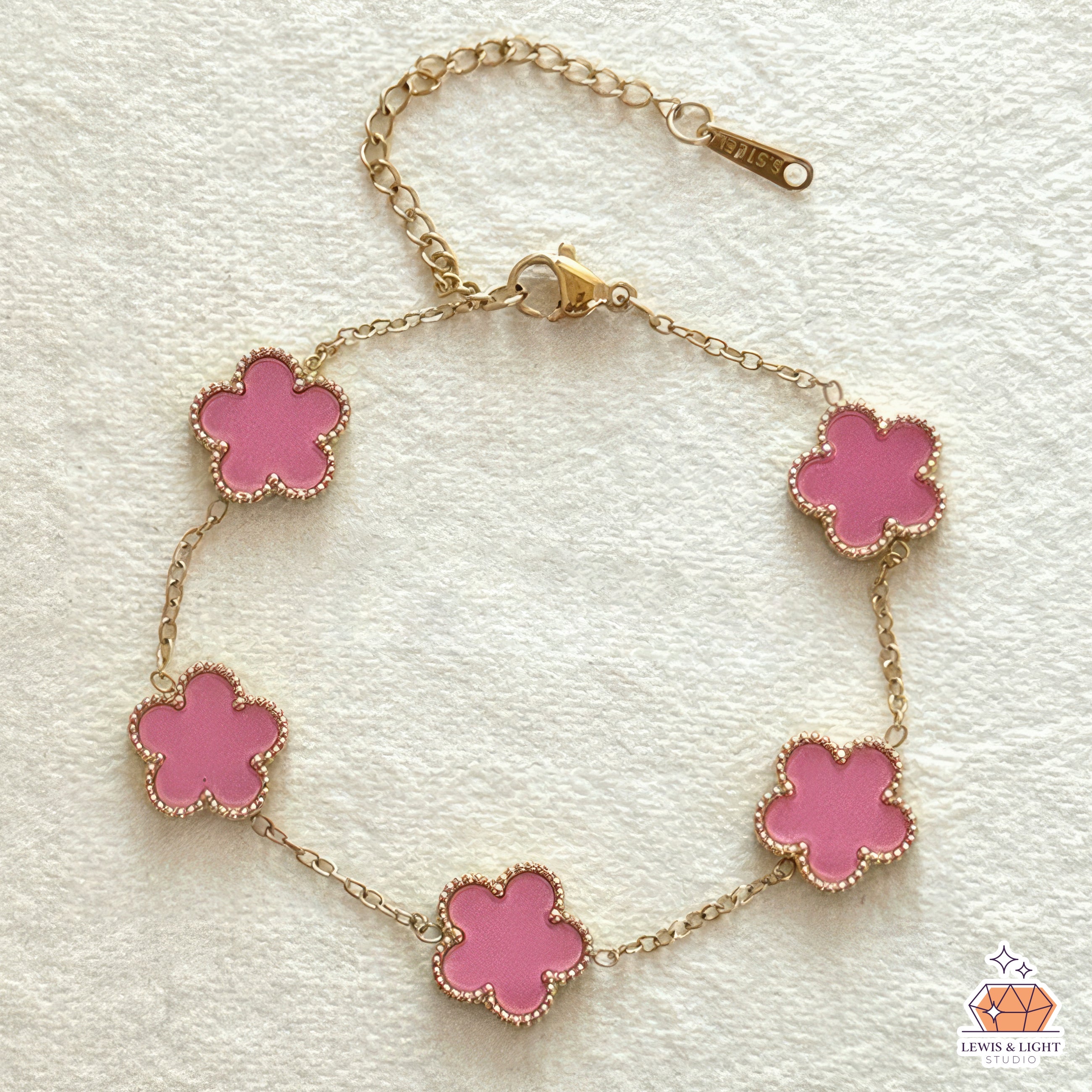 Vintage Clover Alhambra 5 Motive