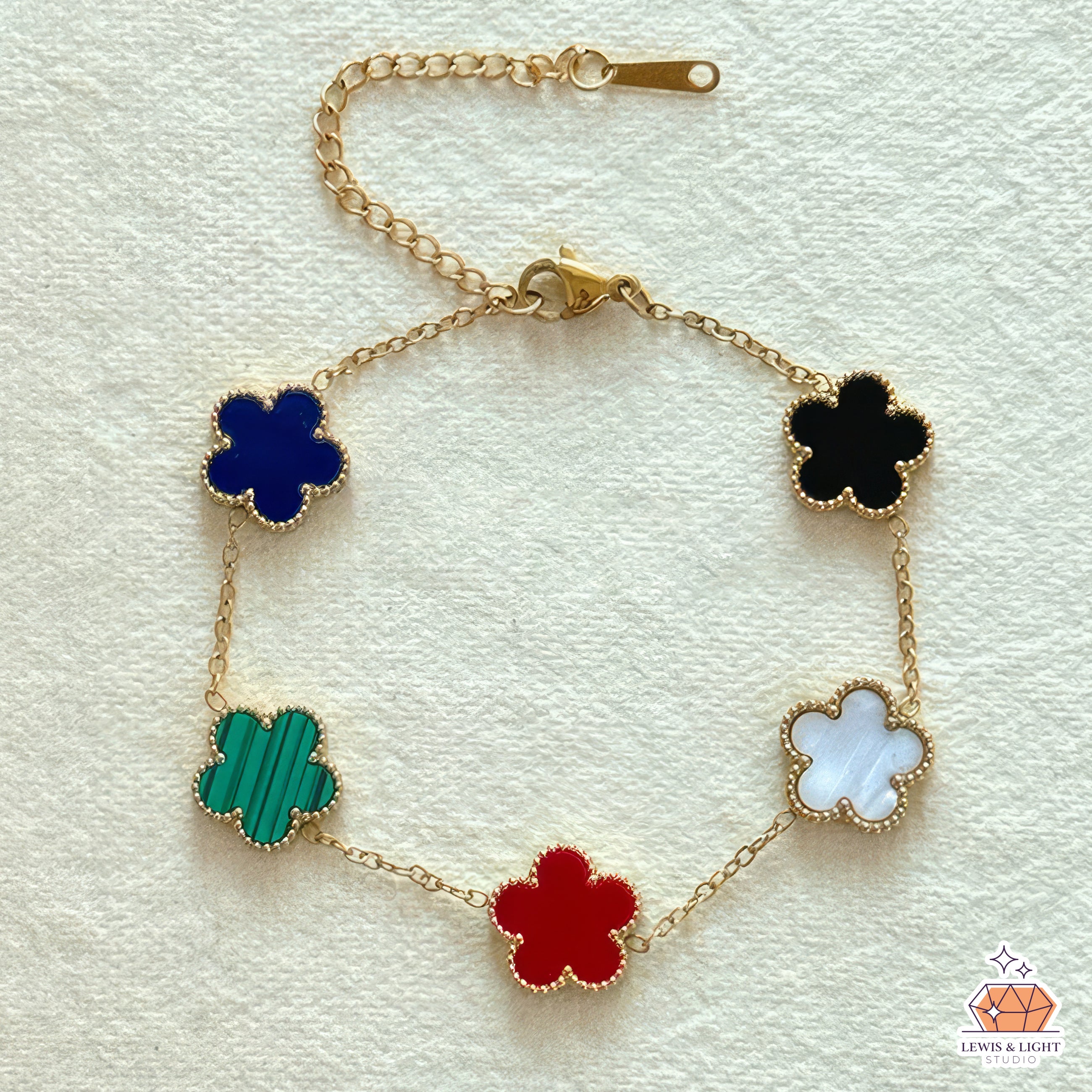 Vintage Clover Alhambra 5 Motive